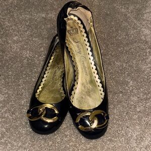 Juicy Couture low heel pump